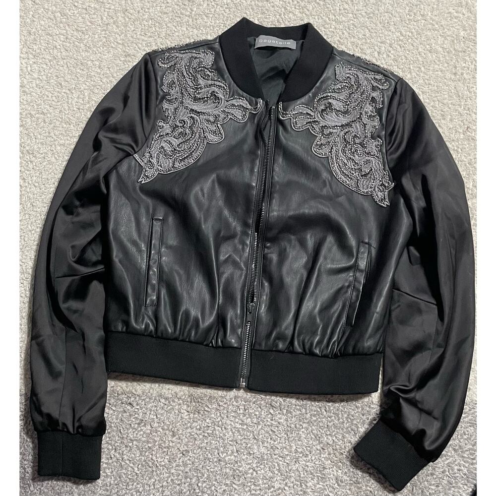 Bagatelle Women's Size XS Vegan Leather Embroidered Bomber Jacket Black